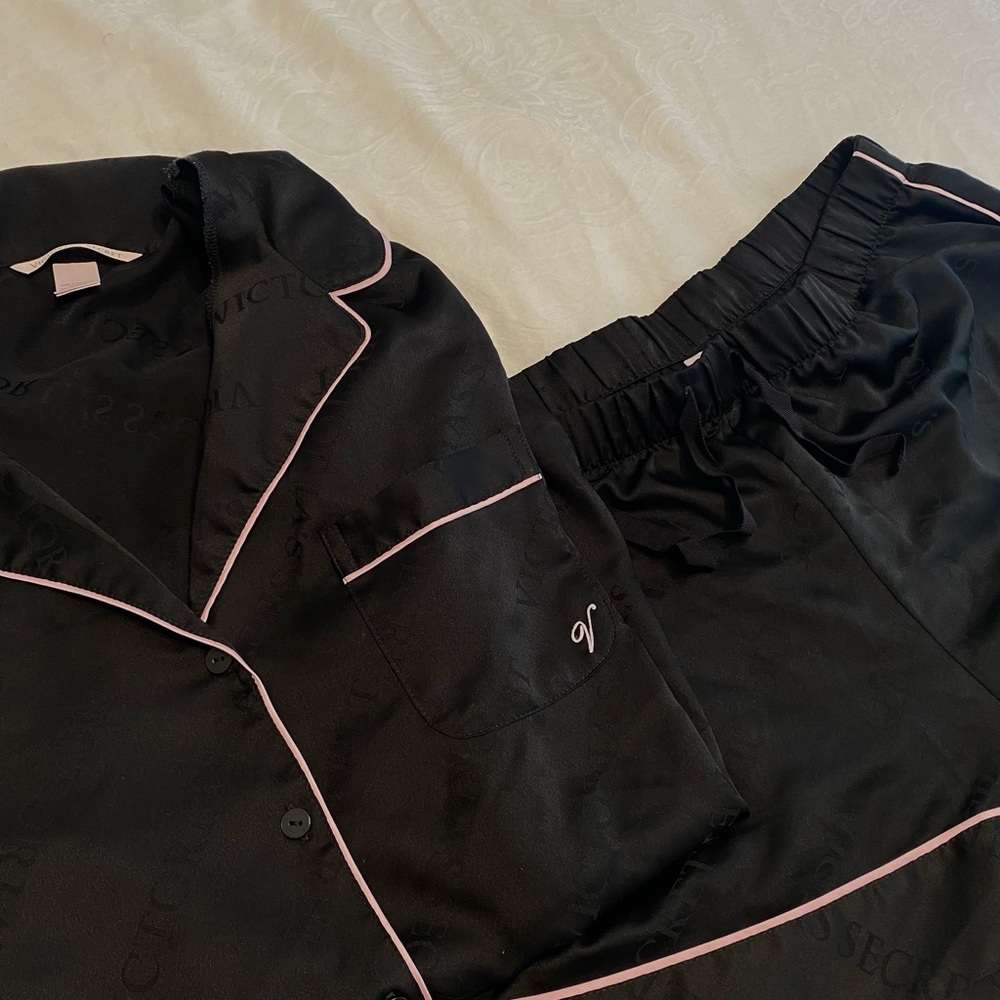 Victoria's Secret Black Pajama Set with Pink Piping